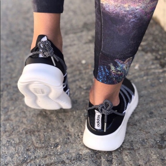 Adidas Women’s Running Shoes NWB - Picture 5 of 8